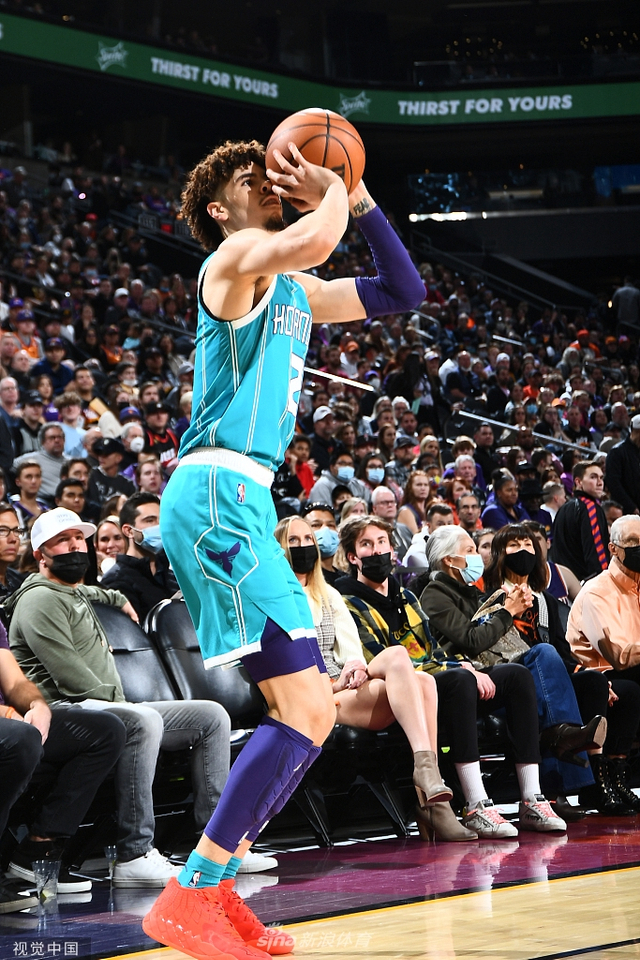 又能在反击 又能在反击