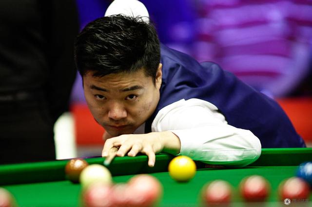 官媒像自媒 官媒像自媒